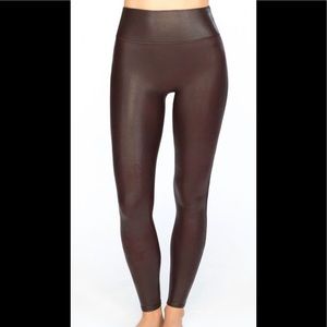 Spanx Faux Leather High Waisted Leggings (M) Wine
